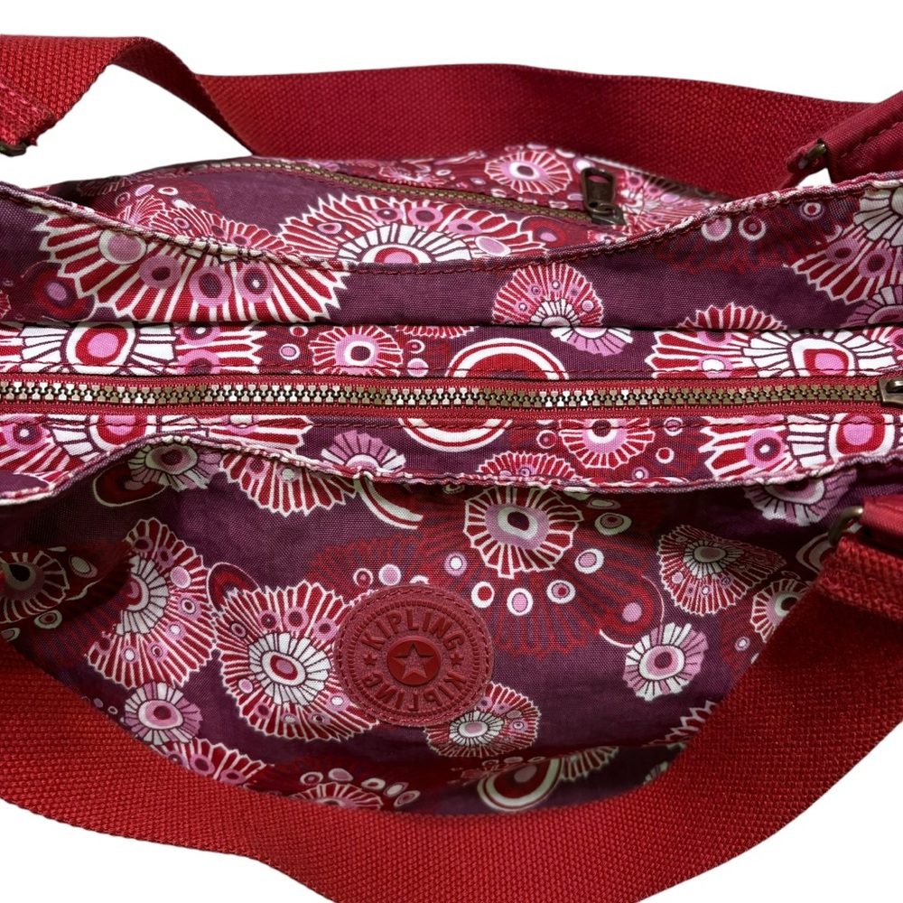 Kipling large Grapevine print travel clutch tote with monkey keychain - Picture 6 of 14